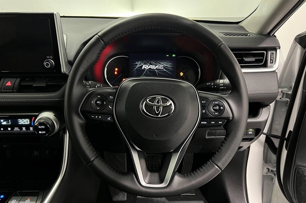 2024 Toyota Rav4 Hybrid GX-2WD image 16