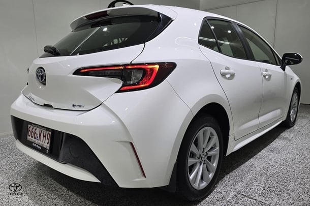 2024 Toyota Corolla Ascent Sport image 2