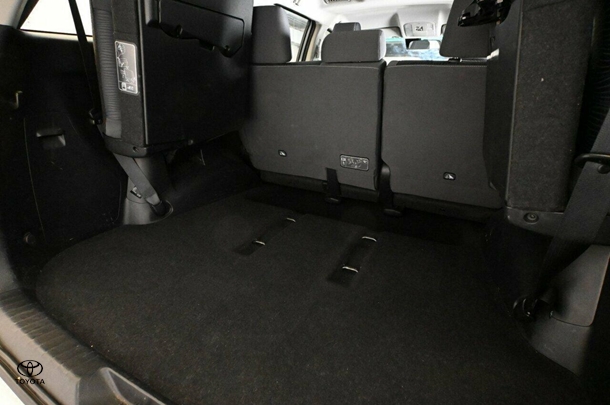 2023 Toyota Fortuner GX image 9