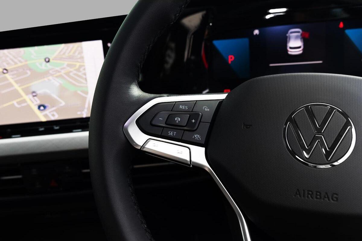 2024 Volkswagen Golf 110TSI Life 8 Auto MY24 image 14