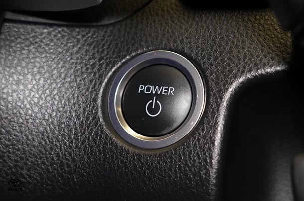 2024 Toyota Camry Hybrid SL image 14