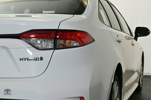 2023 Toyota Corolla Sedan Hybrid Ascent Sport image 20