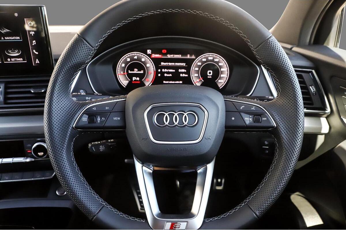 2025 Audi Q5 45 TFSI S Line Auto quattro ultra MY25 image 8