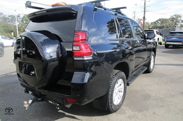 2022 Toyota Prado GXL image 4