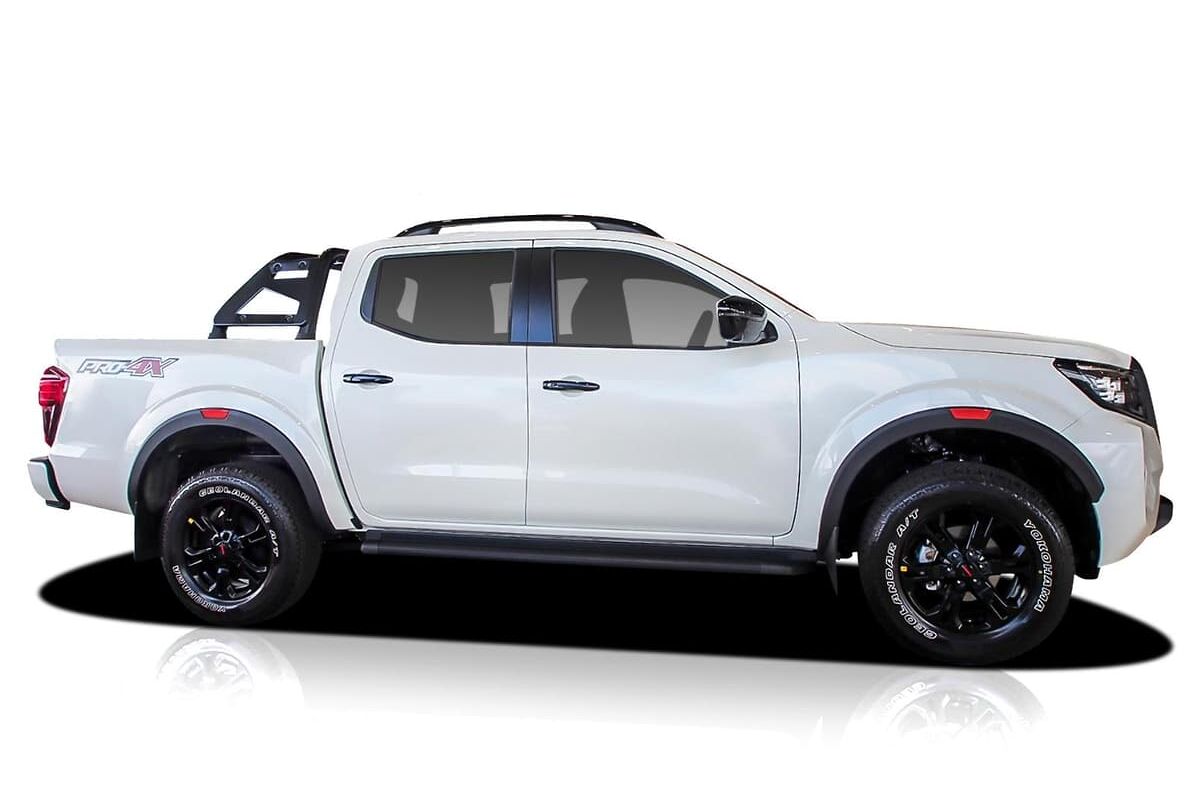 2025 Nissan Navara PRO-4X D23 Manual 4x4 MY24 Dual Cab image 5