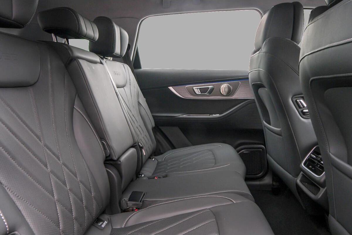 2025 Chery Tiggo 8 Pro Max Urban Auto MY24 image 5