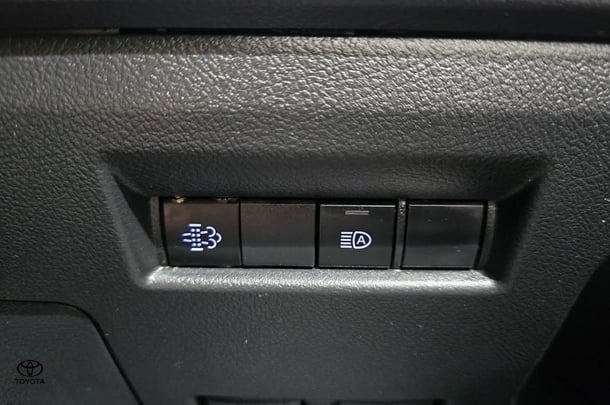 2022 Toyota Granvia Standard image 18