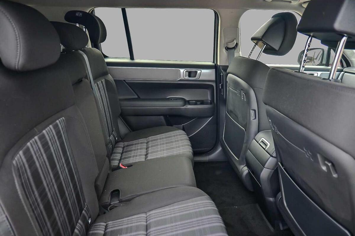 2024 Hyundai Santa Fe Hybrid Auto AWD MY25 image 9