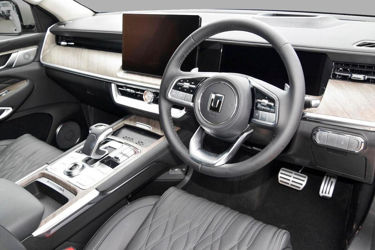 2025 GWM Tank 500 Ultra Hybrid Auto 4WD image 6