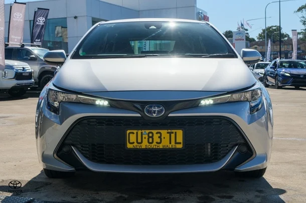 2019 Toyota Corolla Hatch Hybrid Ascent Sport image 4