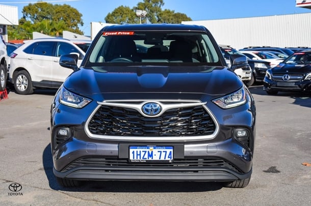 2023 Toyota Kluger Hybrid GX image 3