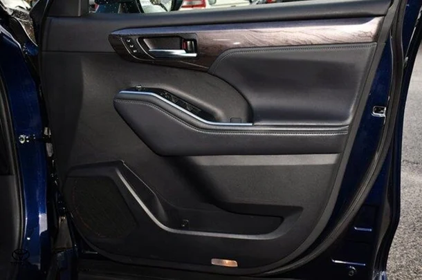 2022 Toyota Kluger Hybrid Grande image 5