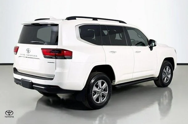 2022 Toyota LANDCRUISER Sahara image 10