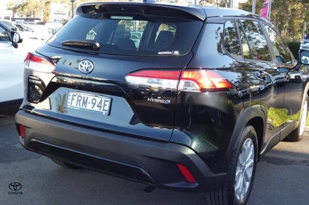 2023 Toyota Corolla Cross GX image 4