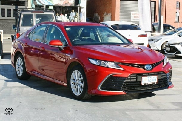 2023 Toyota Camry Hybrid Ascent image 2