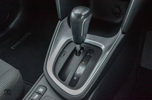 2023 Toyota Yaris Cross Hybrid GXL image 18