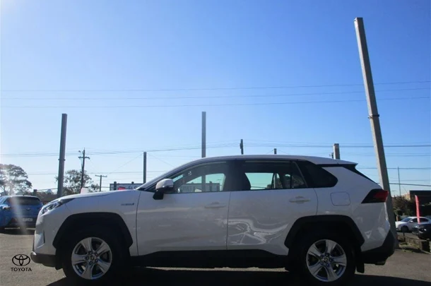 2019 Toyota Rav4 Hybrid GX AWD image 5