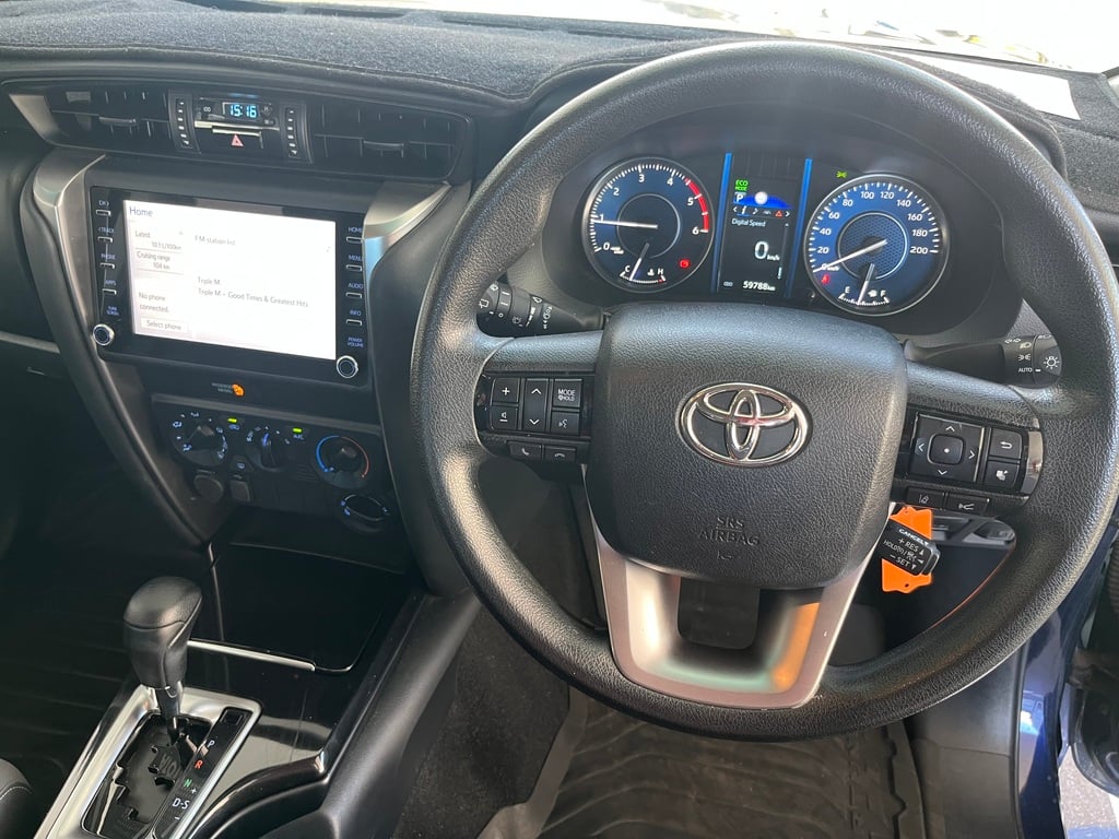 2020 Toyota Fortuner GX image 17