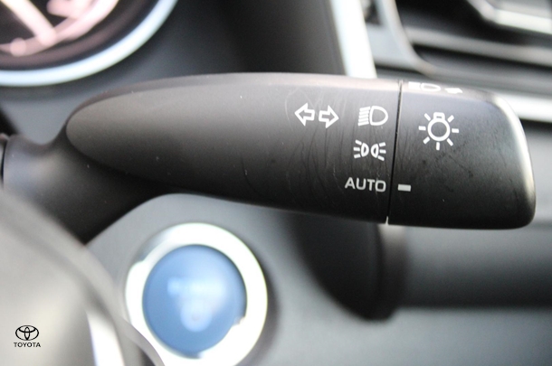 2023 Toyota Camry Hybrid SL image 34
