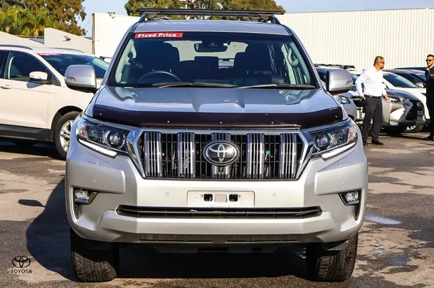 2019 Toyota Prado VX image 4