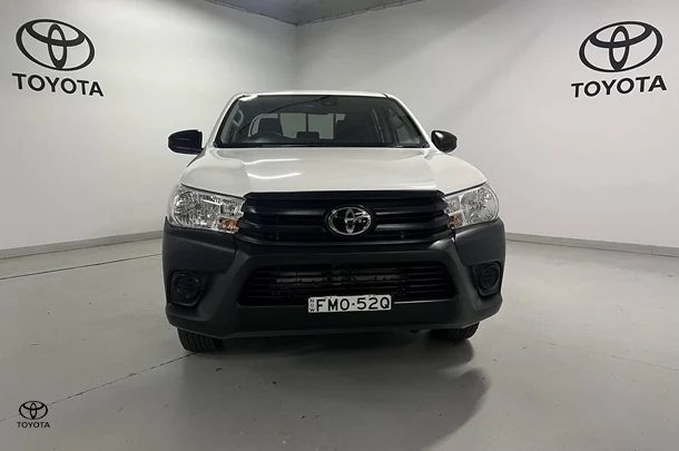 2024 Toyota Hilux Workmate image 2