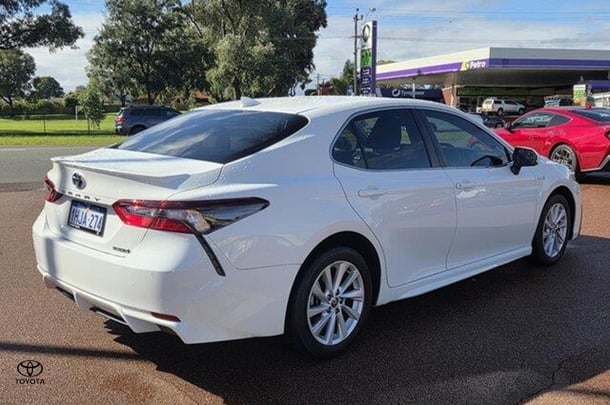 2021 Toyota Camry Hybrid Ascent Sport image 5