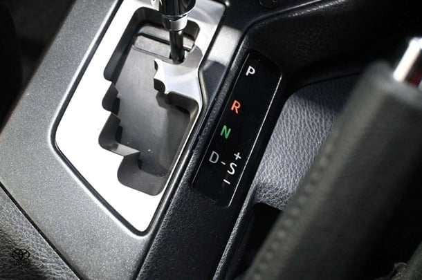 2018 Toyota RAV4 GXL AWD image 13