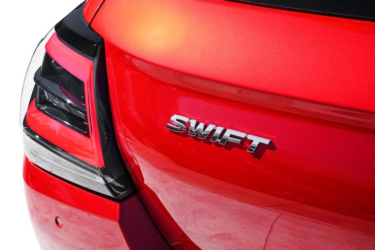 2024 Suzuki Swift Hybrid Plus Auto image 10