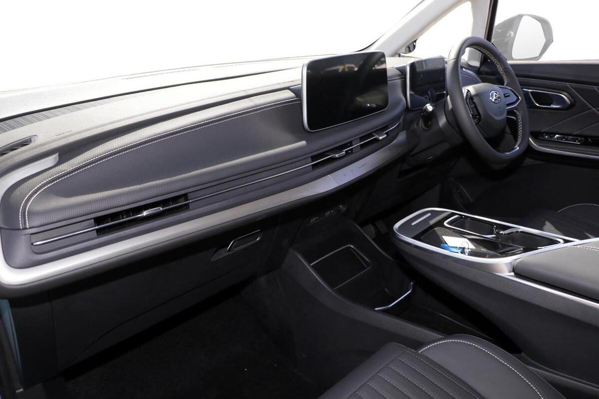 2024 LDV MIFA 9 Executive Auto MY23 image 7