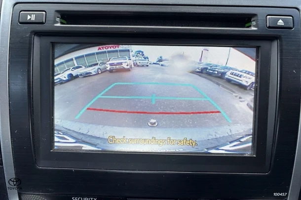 2016 Toyota CAMRY Altise image 25