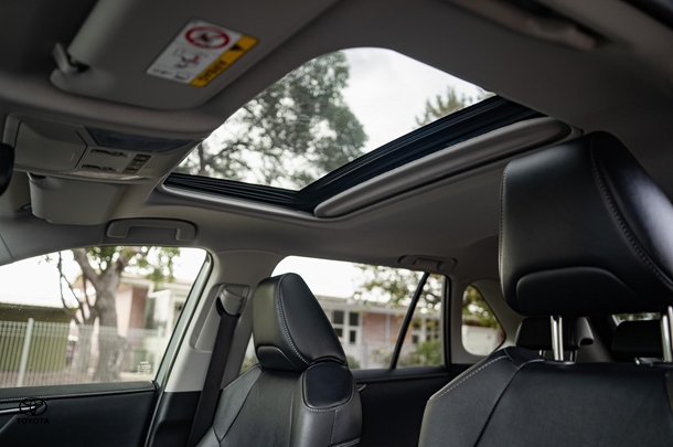 2021 Toyota RAV4 HYBRID Cruiser 2WD image 18
