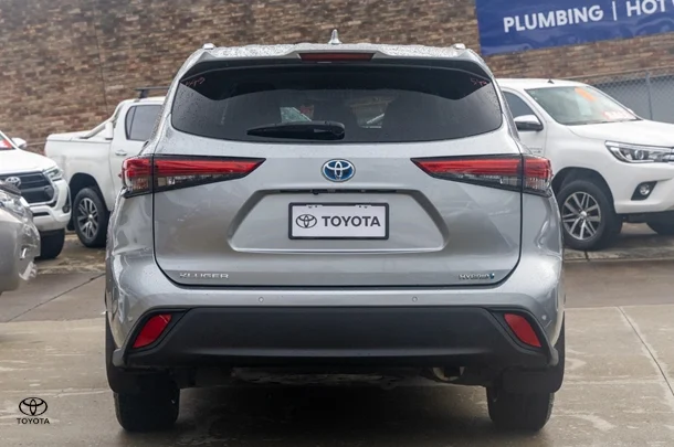 2021 Toyota KLUGER HYBRID GXL AWD image 5