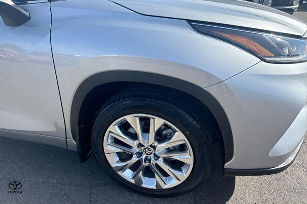 2023 Toyota Kluger 4x2 GRANDE image 10