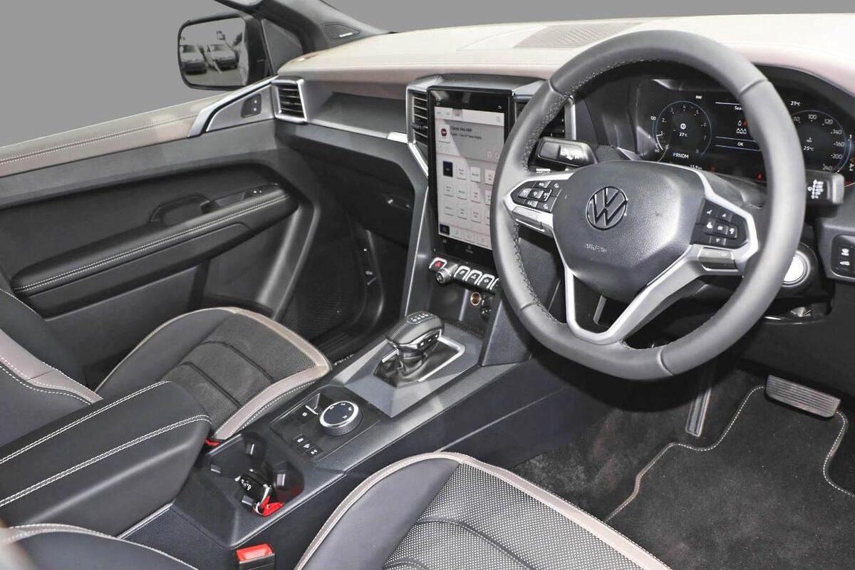 2024 Volkswagen Amarok TSI452 Aventura NF Auto 4MOTION Perm MY24 Dual Cab image 6