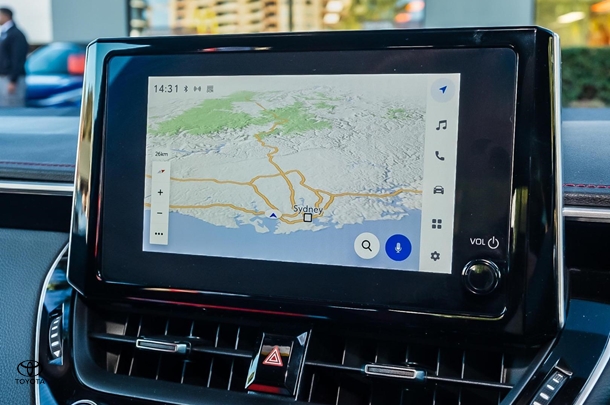 2024 TOYOTA Corolla Hatch Hybrid ZR image 17