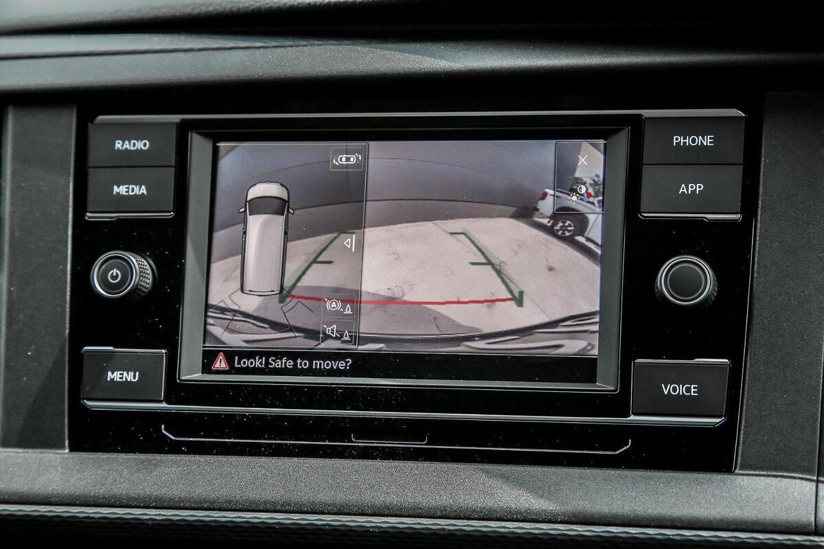 2024 Volkswagen Transporter TDI450 T6.1 SWB Auto MY24 image 15