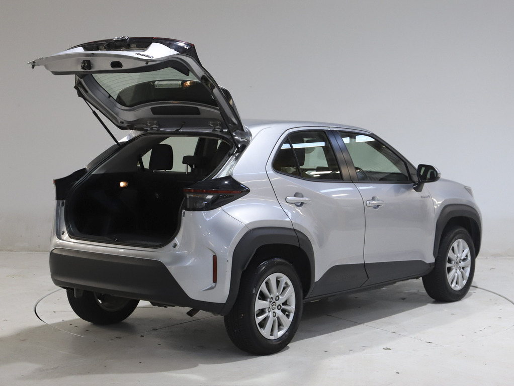 2022 Toyota Yaris Cross Hybrid GX image 7