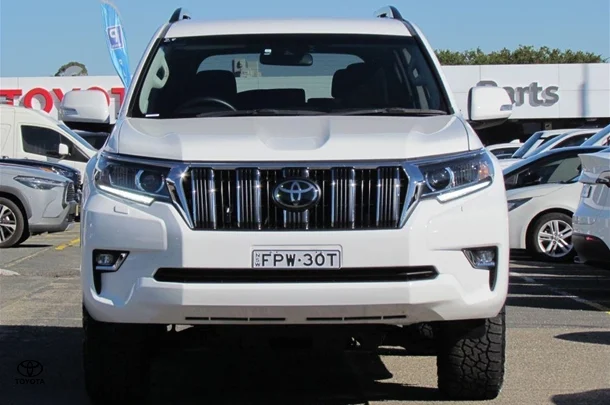 2020 Toyota Prado GXL image 2