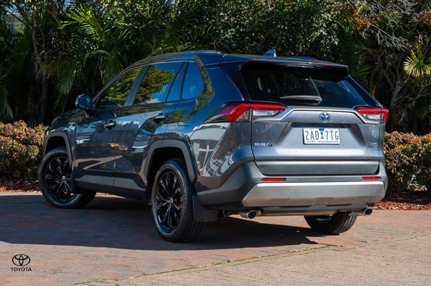 2024 TOYOTA RAV4 Hybrid Cruiser-AWD image 2