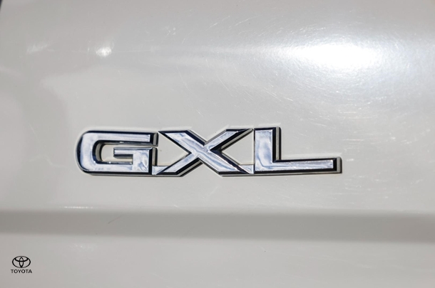 2020 Toyota LC MILITARY GXL image 17