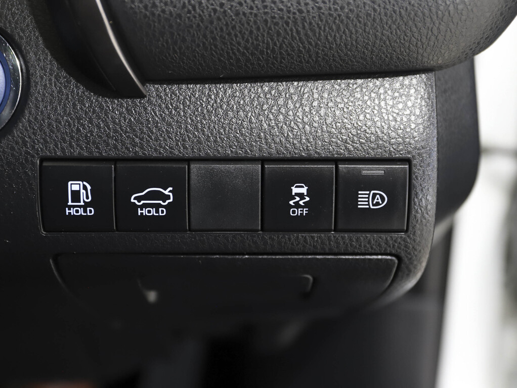 2022 Toyota Camry Hybrid Ascent image 16