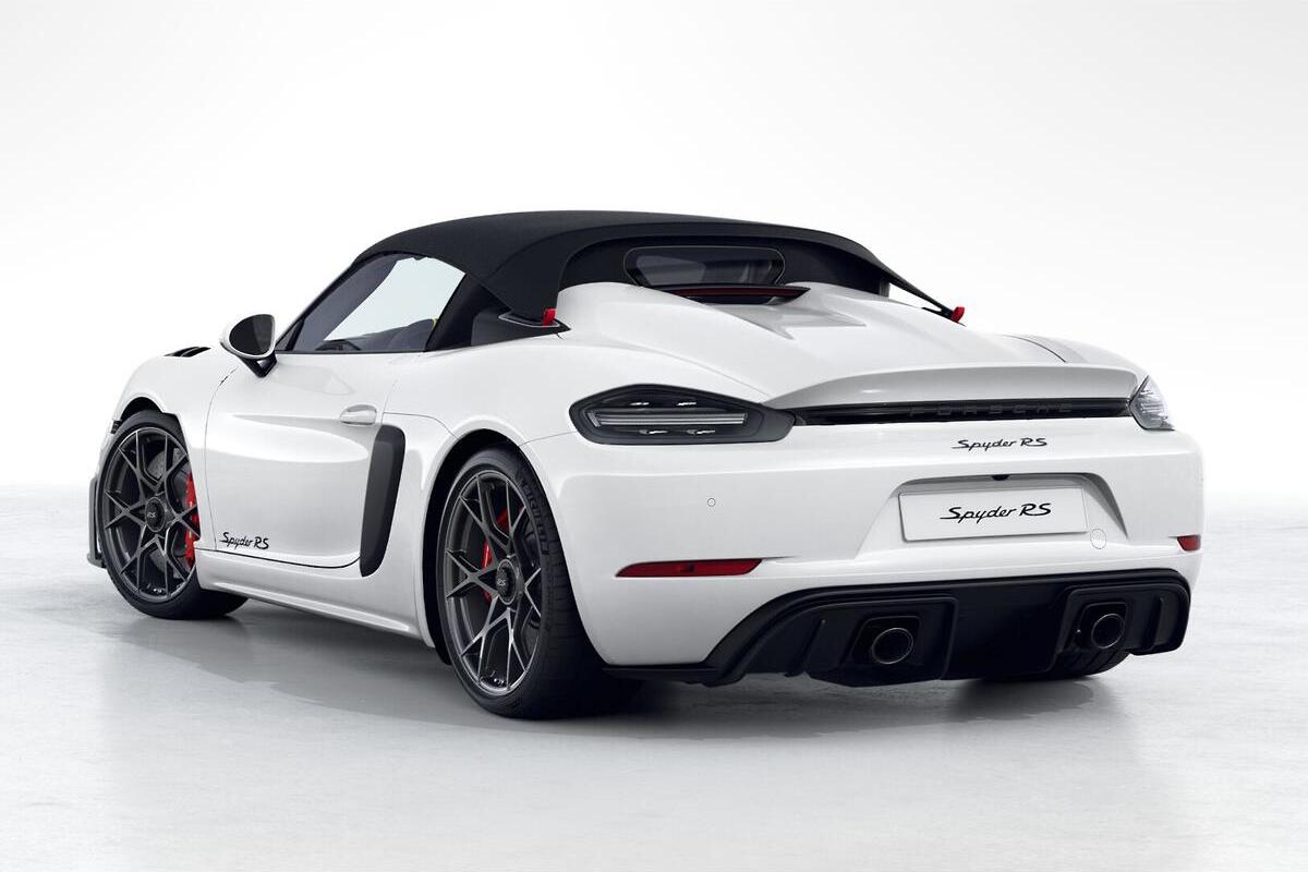 2024 Porsche 718 Spyder RS 982 Auto MY24 image 2