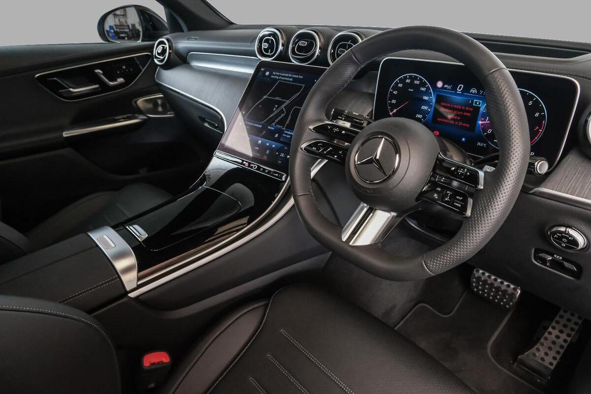 2025 Mercedes-Benz GLC-Class GLC300 Auto 4MATIC image 6