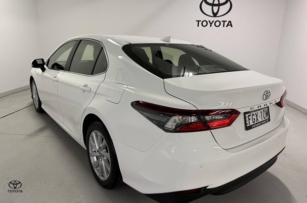 2024 Toyota Camry Ascent image 7
