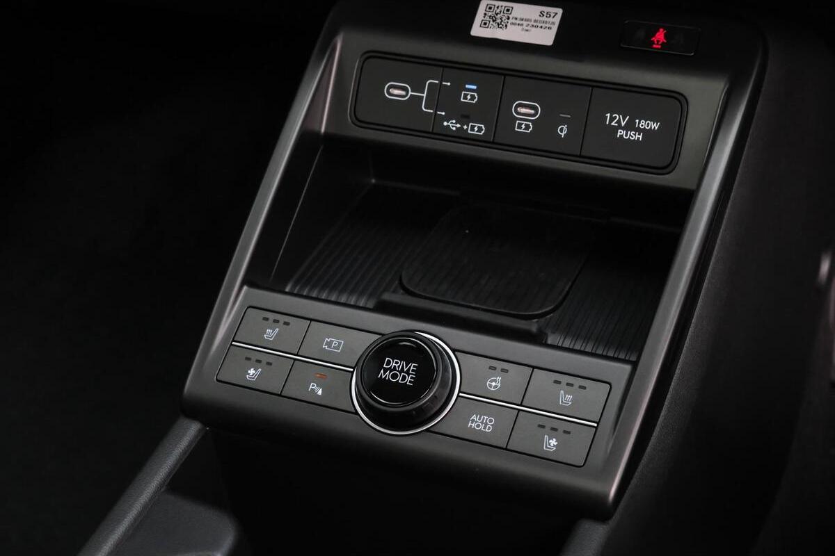 2025 Hyundai Kona Premium Auto 2WD MY25 image 13