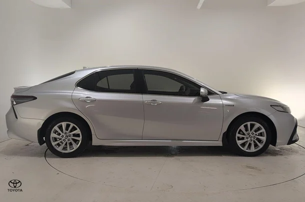 2021 Toyota Camry Hybrid Ascent Sport image 10