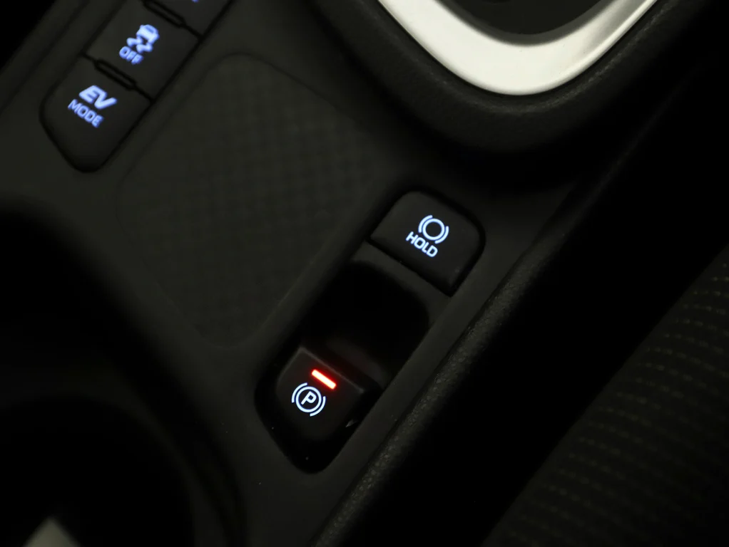 2020 Toyota Yaris Cross Hybrid GX image 17
