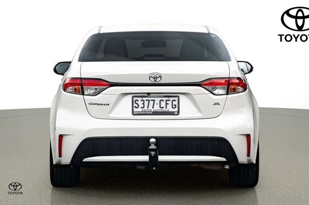 2020 Toyota COROLLA ZR image 6