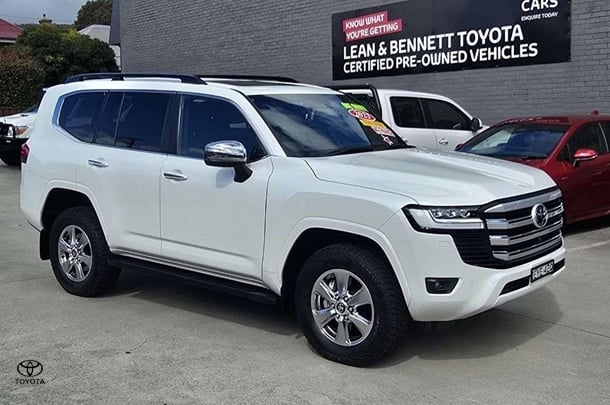 2023 Toyota LandCruiser Sahara image 12
