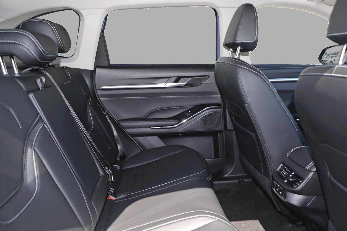 2024 GWM Haval H6 Lux Hybrid Auto image 9